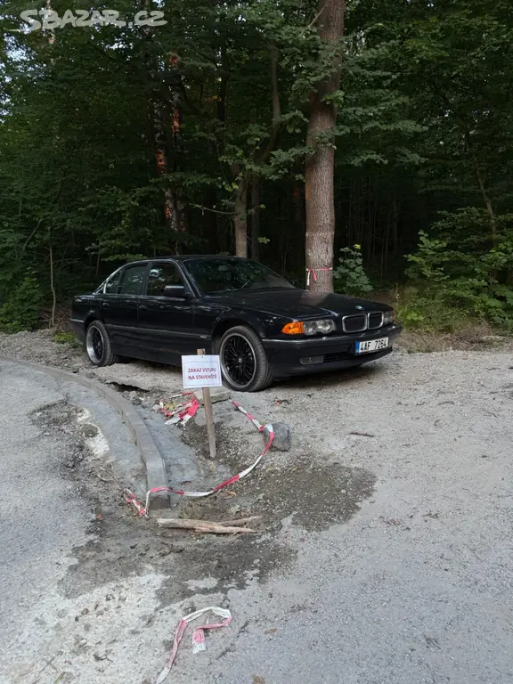 BMW e38 735i Individuál - fotka 3