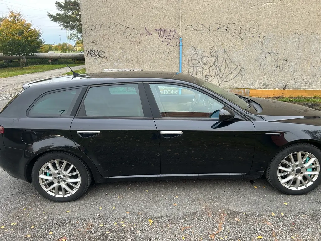 Alfa Romeo 159 2.4jtd 147kw - fotka 6