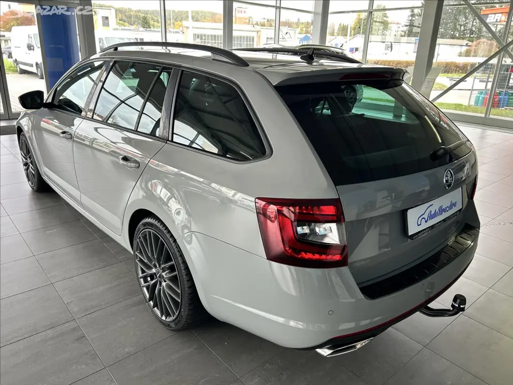 Škoda Octavia, 2,0 TSI 180kW,RS,MANUÁL,SERV - fotka 4