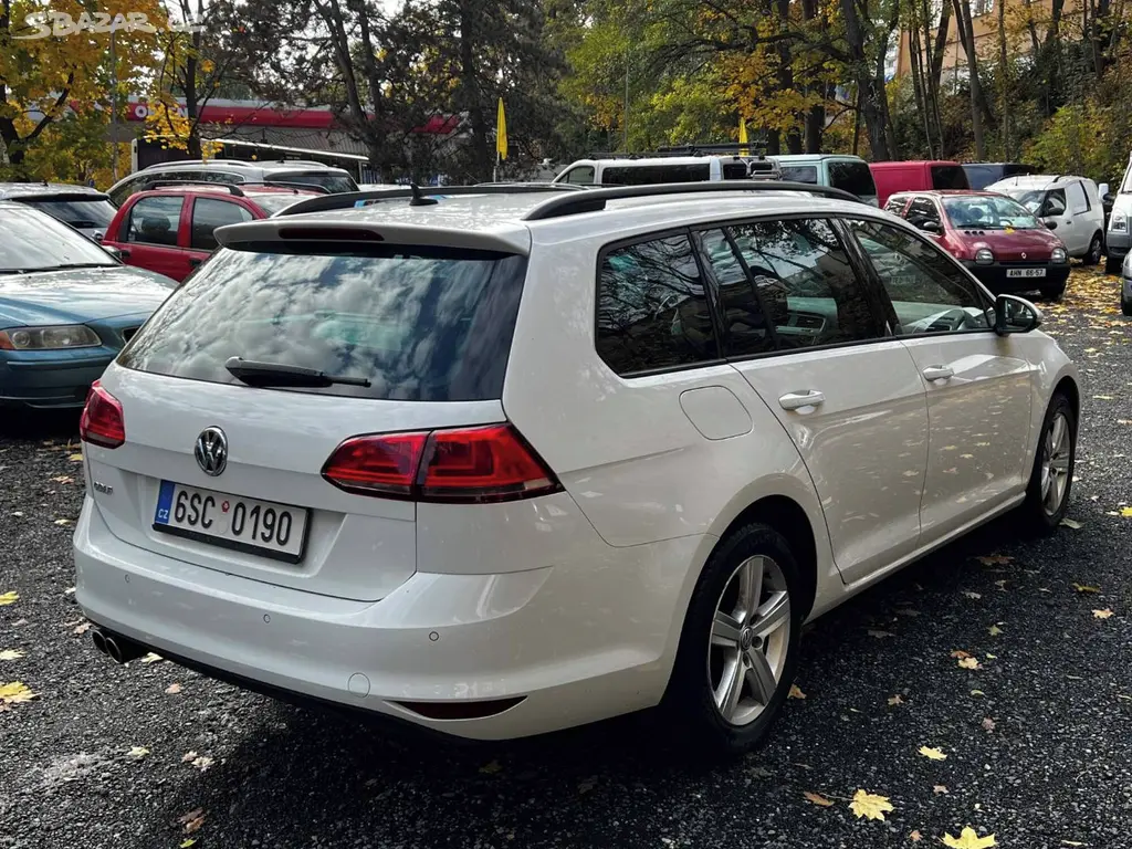 VW Golf Combi 2.0TDI 110kW klima 133tkm 2014 - fotka 6