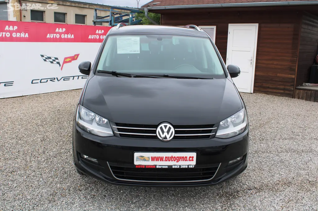Volkswagen Sharan 2.0TDI KLIMA NAVI 7MIST - fotka 2