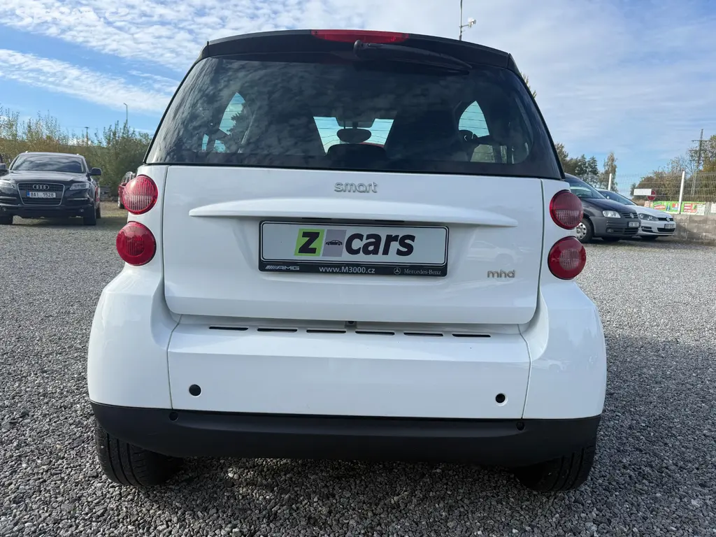 Smart Fortwo 1.0i MHD 52kW 2009 - fotka 6