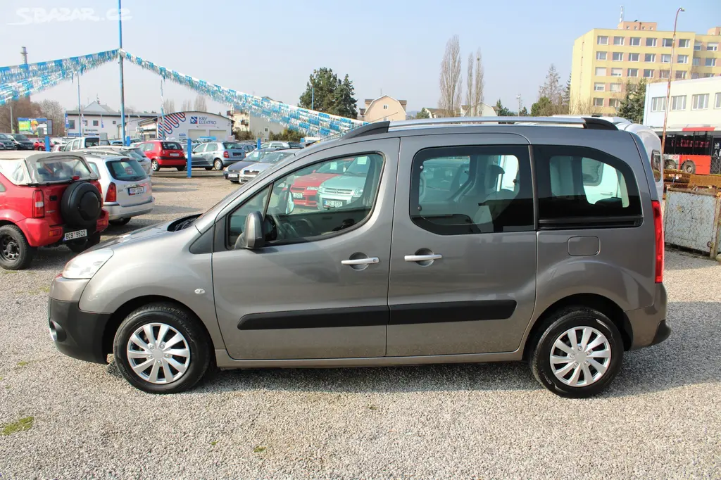Peugeot Partner 1.6HDI KLIMA EL.OKNA PDC ESP - fotka 4