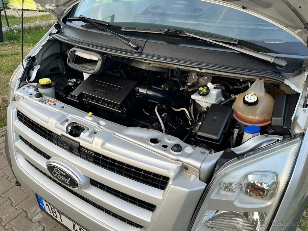 Ford Transit 2,2 300M TDCi (81 kW) - fotka 4