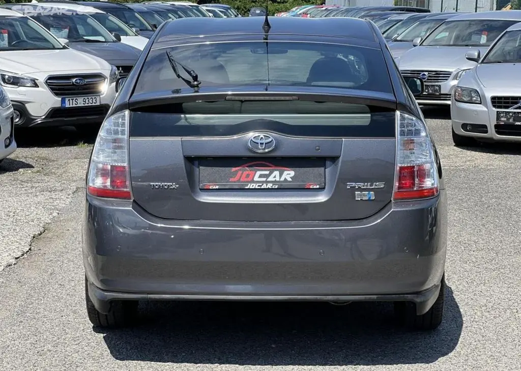 Toyota Prius 1.5i HYBRID AUTOMAT KLIMA ALU - fotka 6