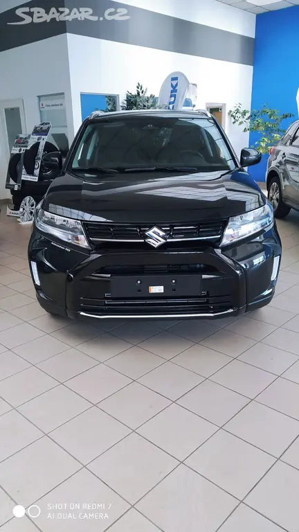 Suzuki Vitara, 1.4 Premium 4x4 Hybrid ZCE - fotka 2