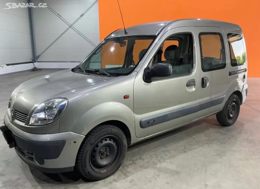 Renault Kangoo 1.5dci rv. 2007 62kw - fotka 2