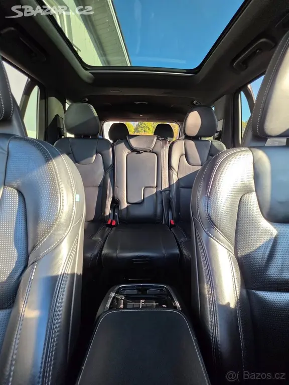Volvo XC90 2,0 - fotka 5