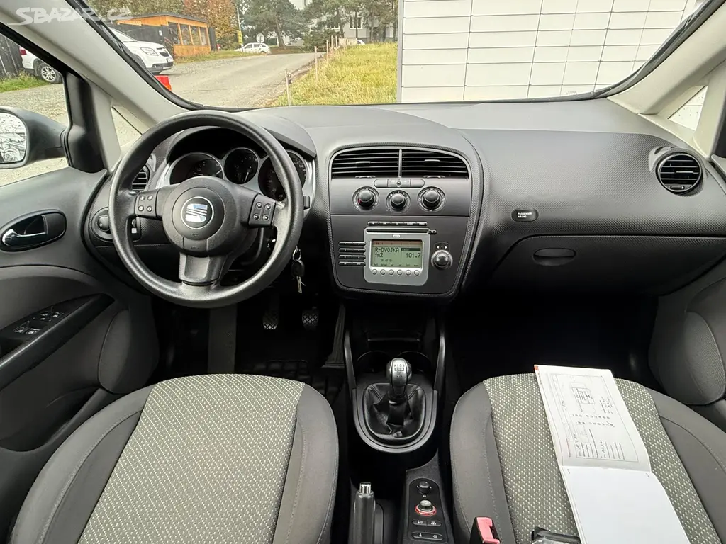 Seat ALTEA 1.6 BENZIN 75 KW - fotka 4