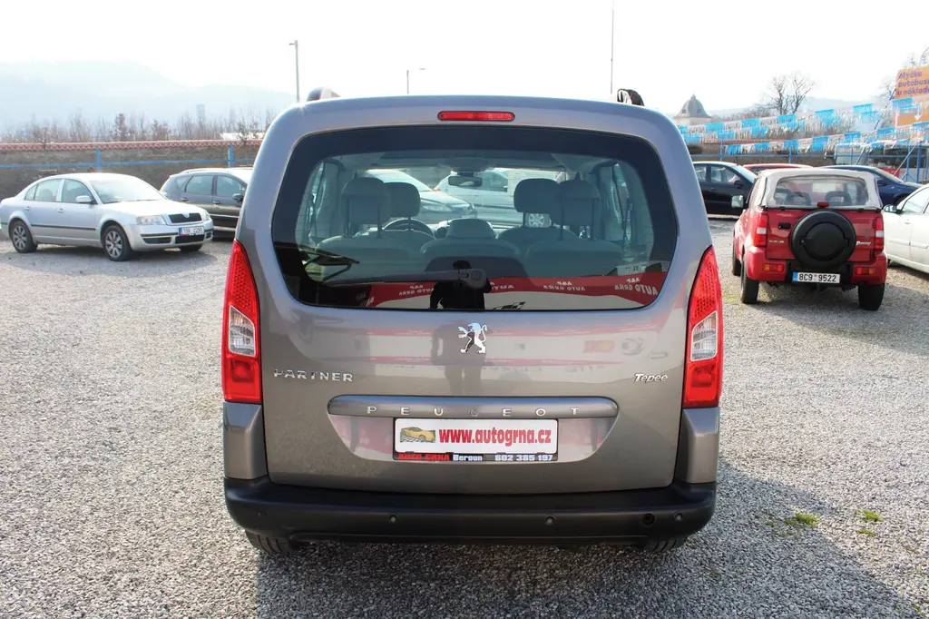 Peugeot Partner 1.6HDI KLIMA EL.OKNA PDC ESP - fotka 6