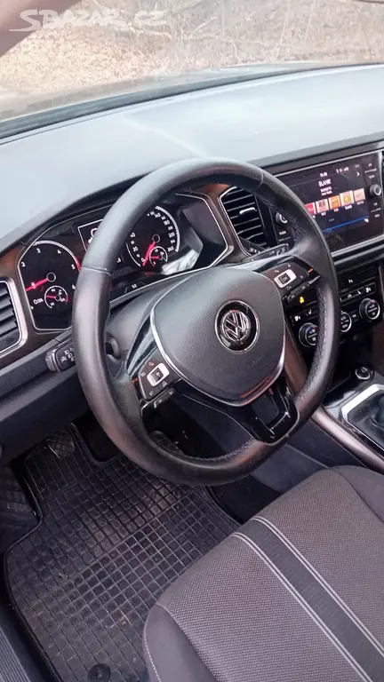 Volkswagen T-roc 1.6 parkovaci kamera - fotka 3