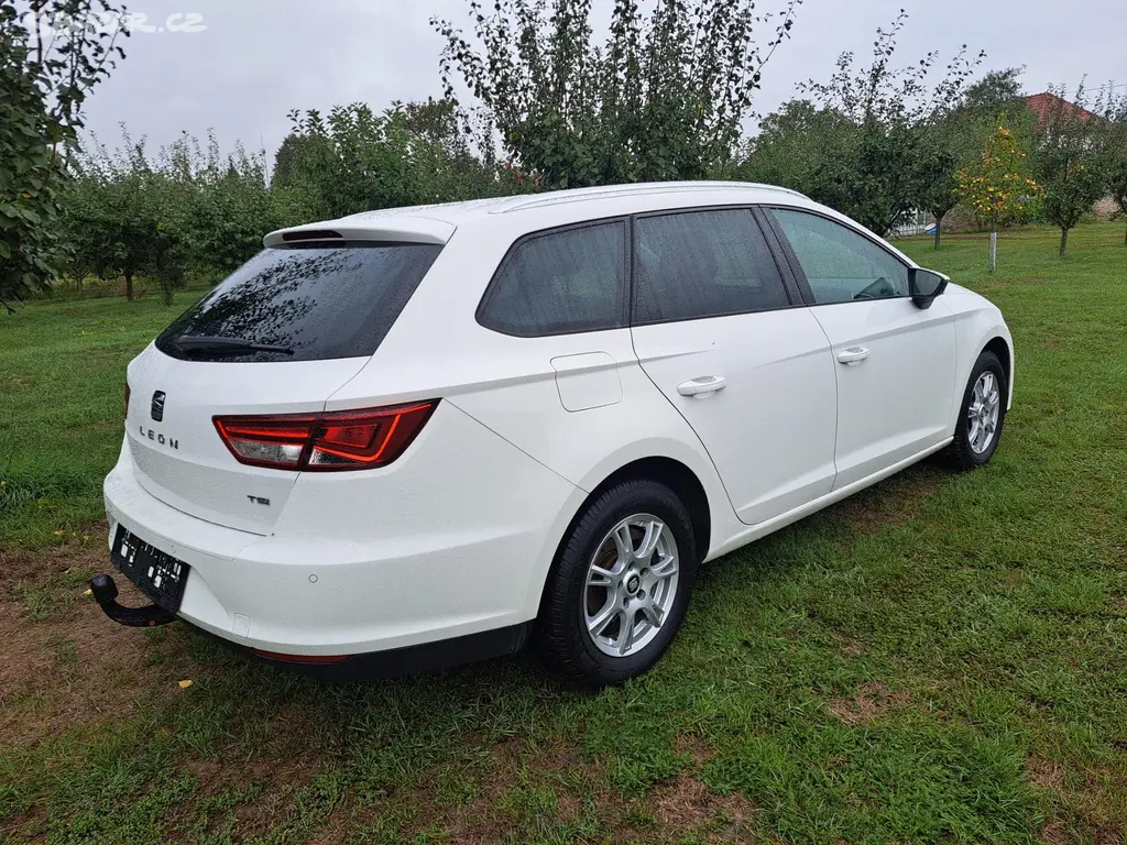 Seat Leon ST 1.2TSI ,led,navi,tažné,rozvody,servis - fotka 3