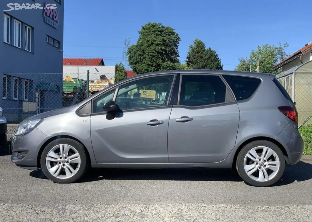 Opel Meriva 1.4i LPG ALU KLIMA TEMPOMAT manuální - fotka 4