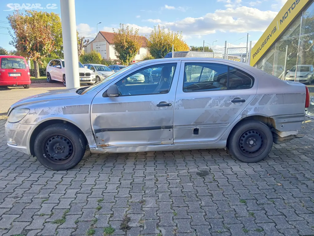 Škoda Octavia, 1.6MPI, 75kW, man., ČR - fotka 2