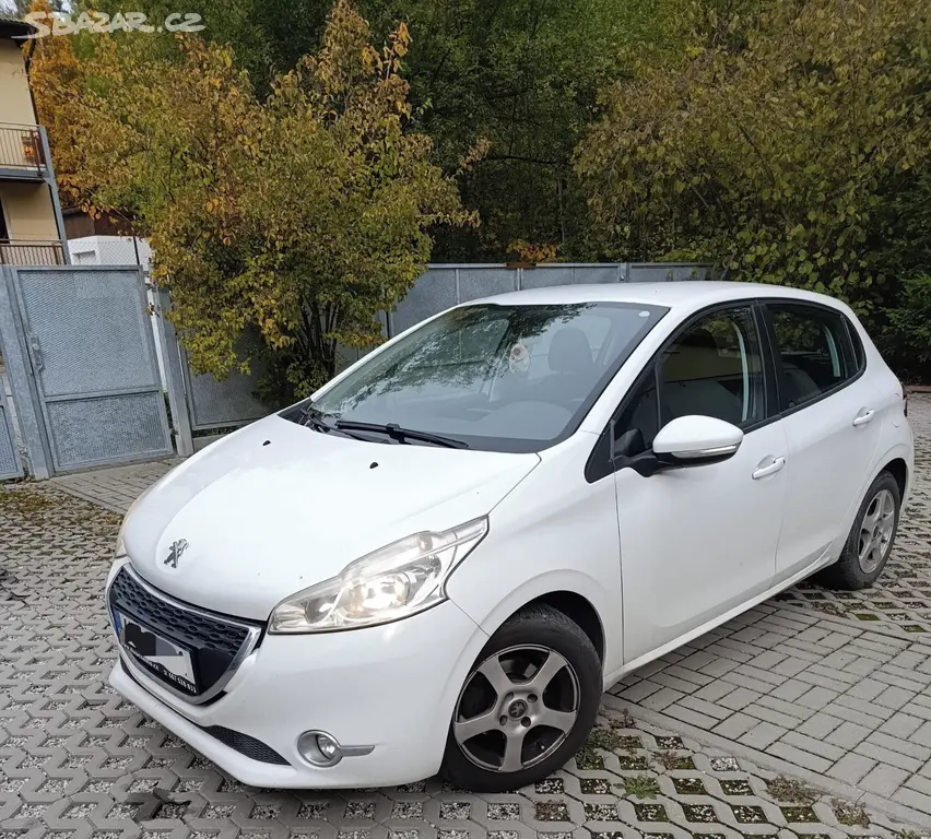 Peugeot 208 1,2i