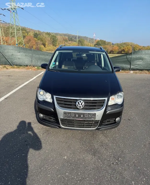 Volkswagen touran - fotka 2