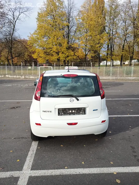 Nissan Note 1,4/65 KW PURE DRIVE - Webasto - fotka 4