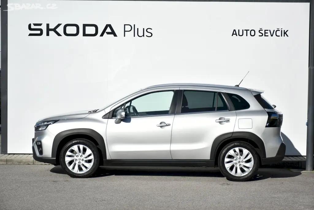Suzuki SX4 S-Cross, 1.4 BoosterJet 95kW 4x4 - fotka 3