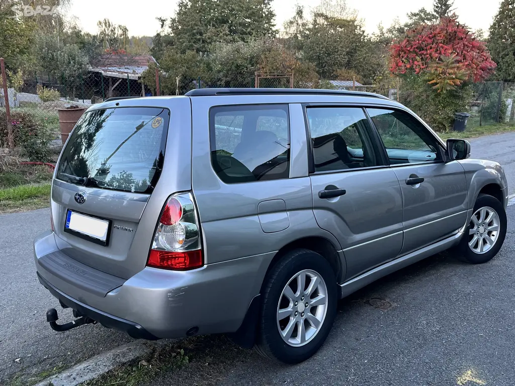 Subaru Forester 2.0 XS Comfort AWD (116kw) LPG - fotka 5