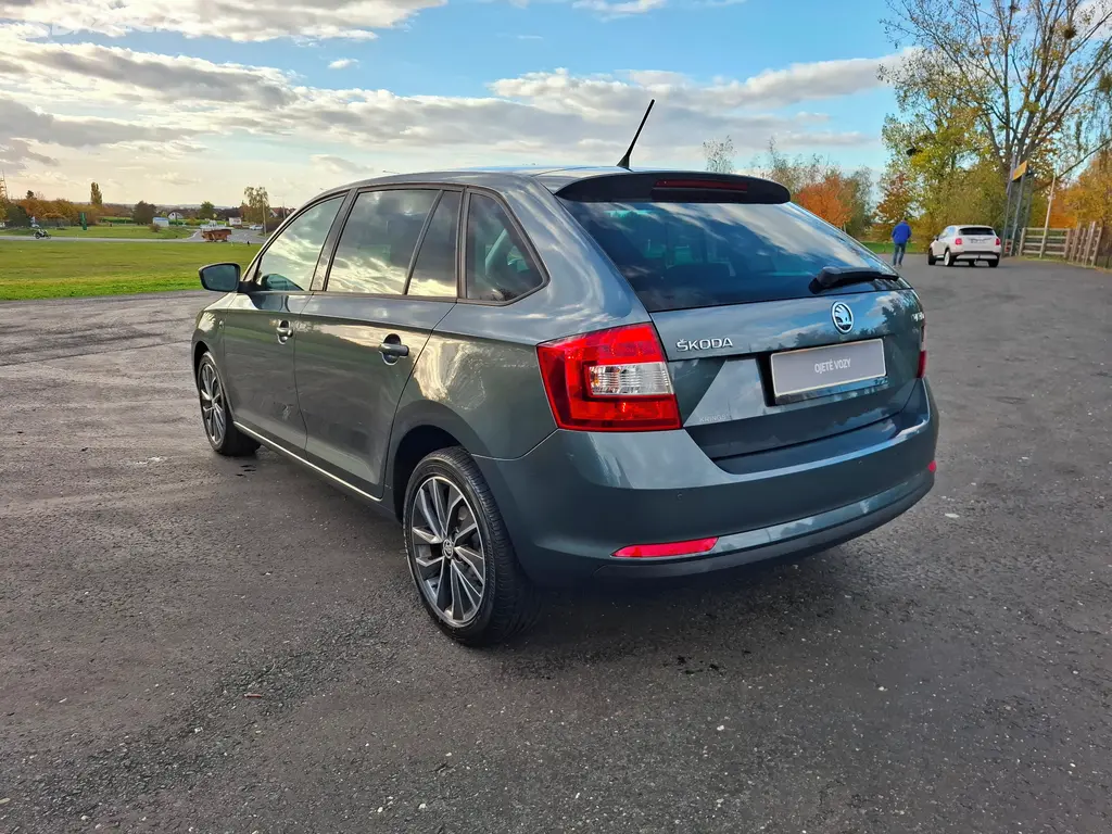 Škoda Rapid Spaceback EDITION 1.2TSi 63kW,xenony - fotka 6