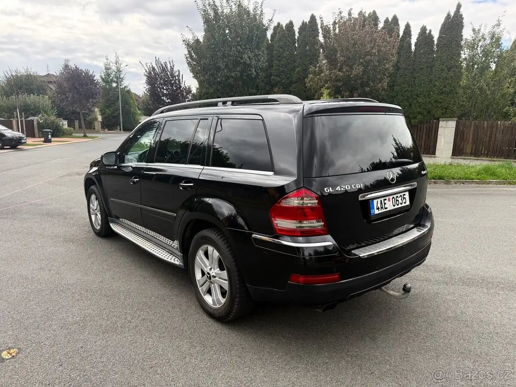 Mercedes-Benz GL 2,0 420 cdi Facelift 7 míst - fotka 2