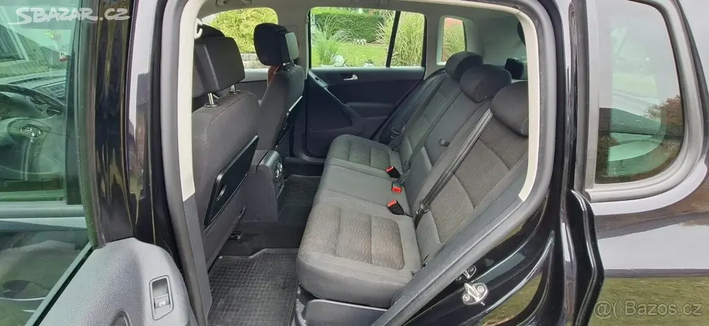 Volkswagen Tiguan 2,0 - fotka 6