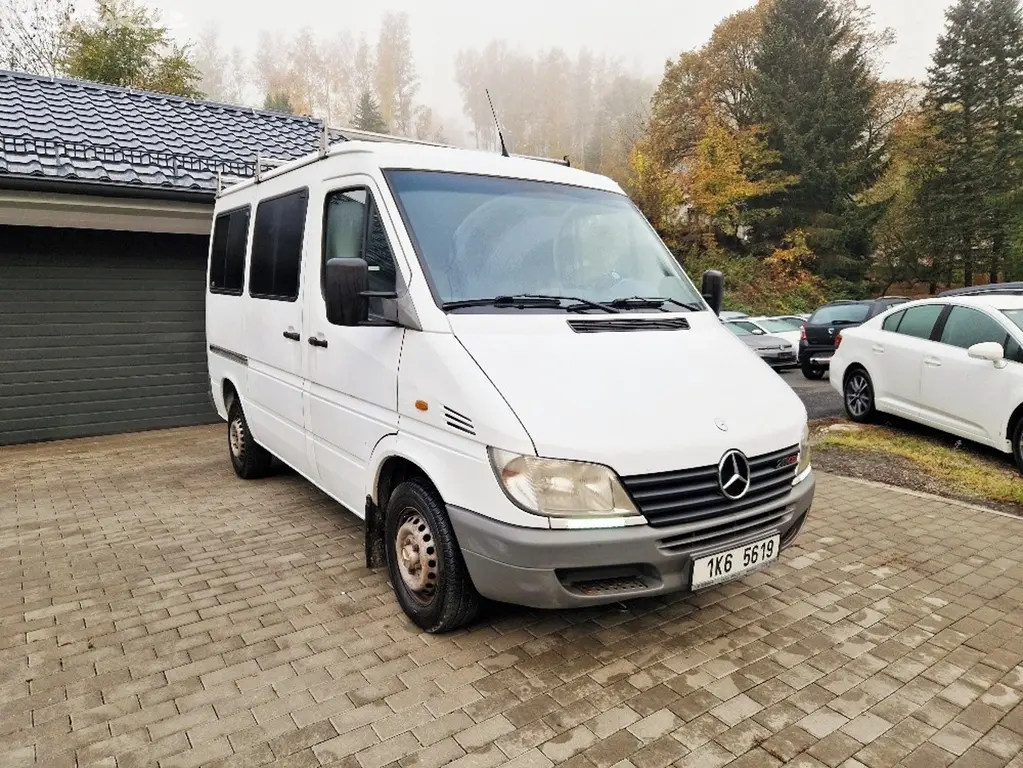 Mercedes-Benz 211, M-B Sprinter 221 CDi, 9 míst