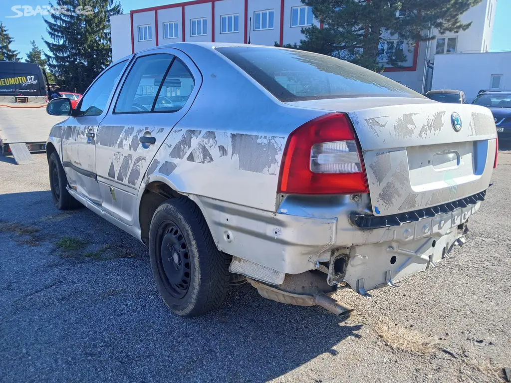Škoda Octavia, 1.6MPI, 75kW, man., ČR - fotka 3