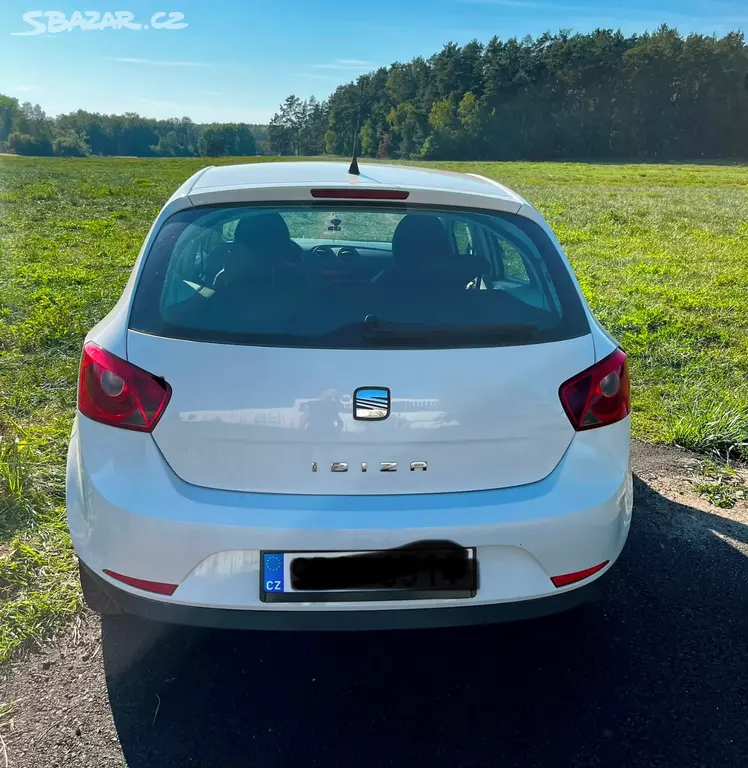 Seat Ibiza, 1.2 51 kWh, r.v. 2009 - fotka 2