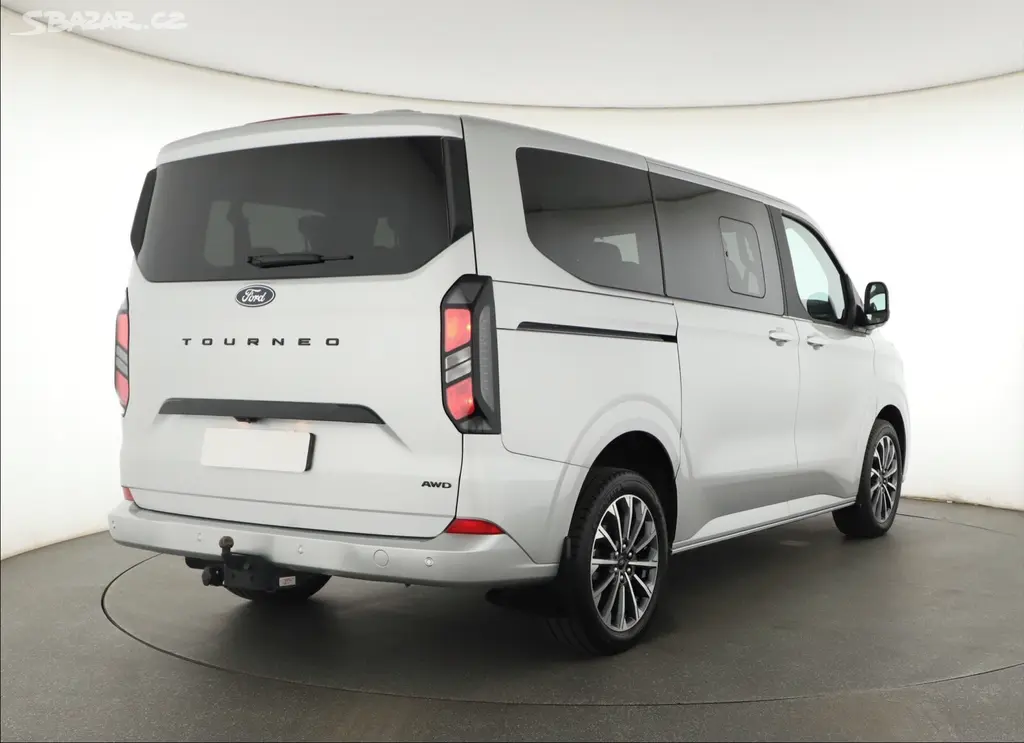Ford Tourneo Custom, 2.0 EcoBlue AWD, Titanium - fotka 5