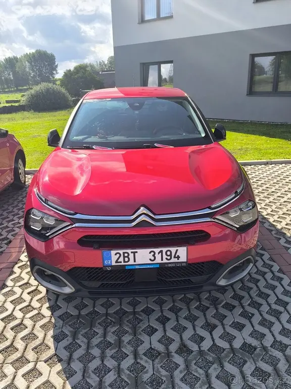 Citroën C4 r.2021,66000km.Výbava Shine