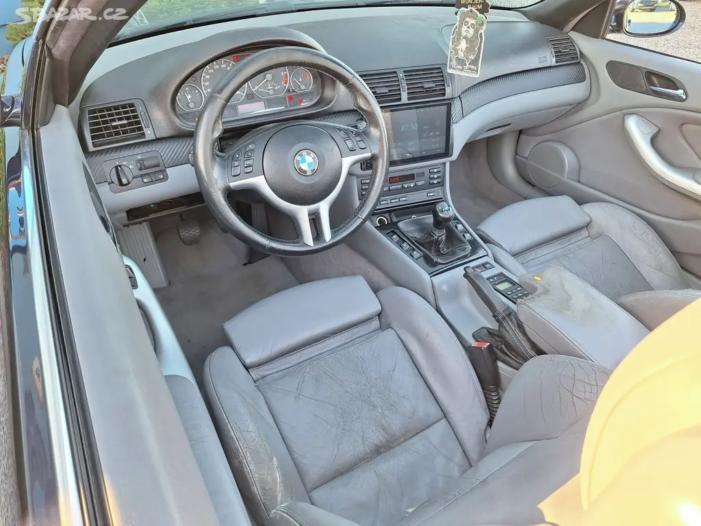BMW E46 330Ci cabrio M Packet - fotka 5