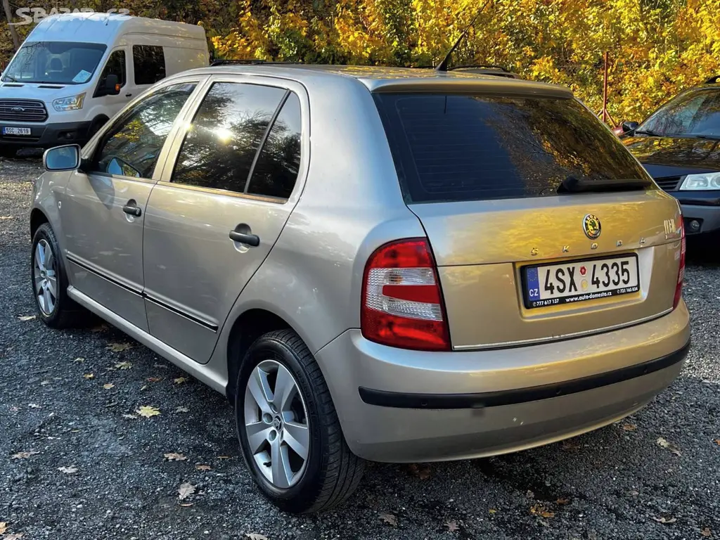Škoda Fabia 1.4 16v 74kW klima servis 2005 102tkm - fotka 3