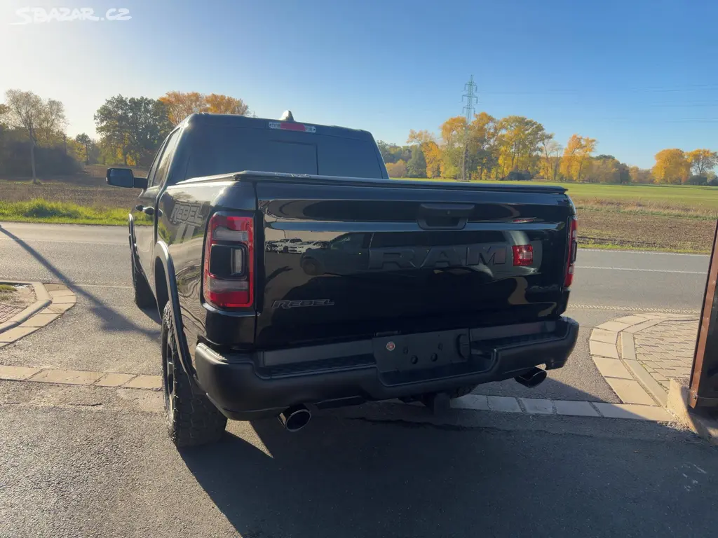 Dodge RAM 1500 Rebel Sport 3,0L EcoDiesel 4x4 2022 - fotka 5
