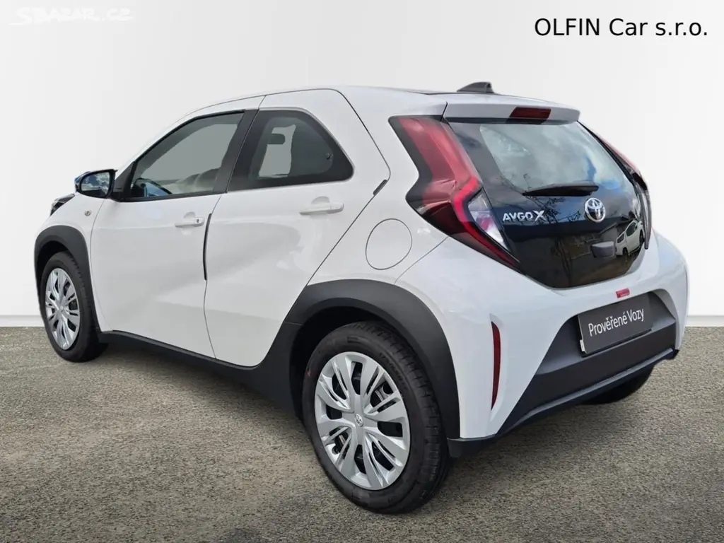 Toyota Aygo, Comfort 1.0L 53Kw CVT - fotka 4