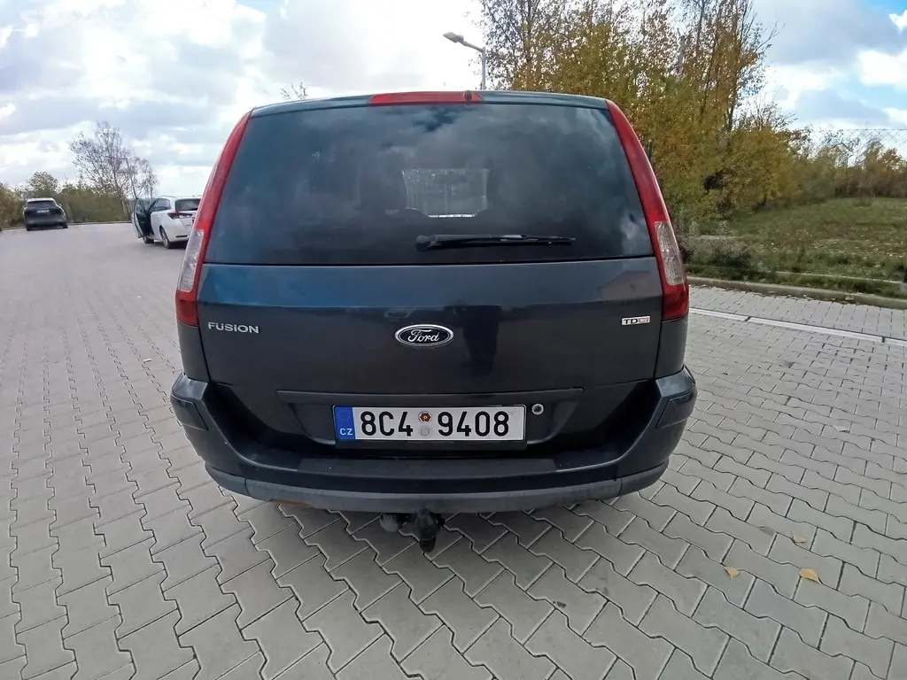 Ford Fusion 1.4 TDCi - fotka 6