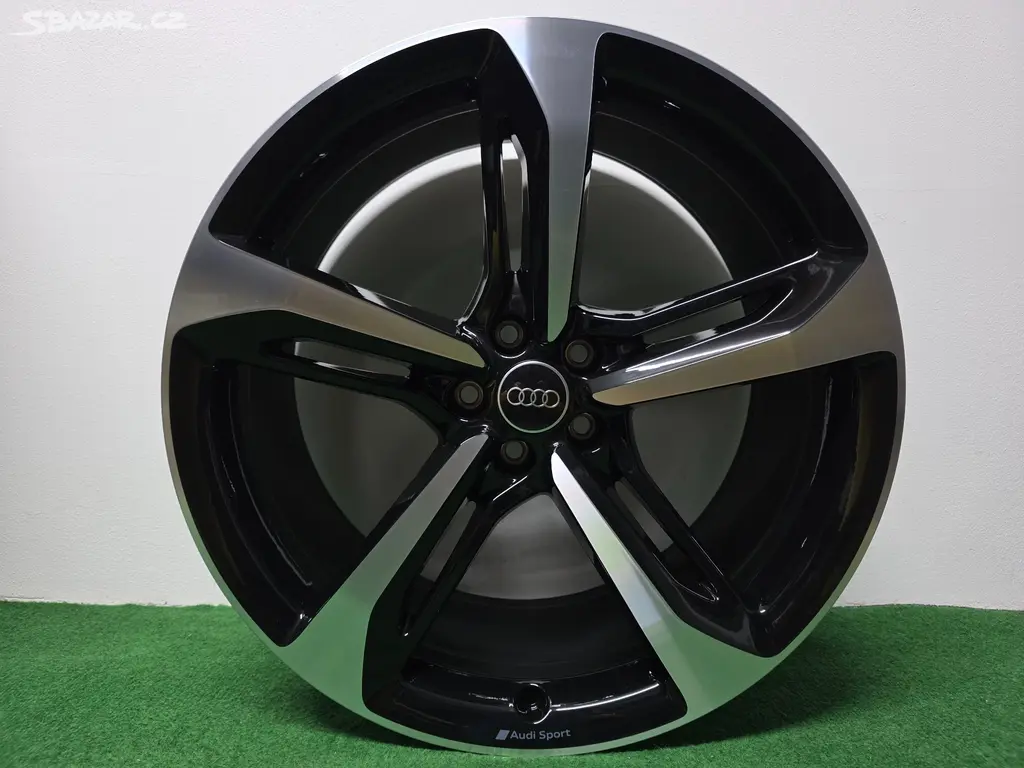 Audi Q7 SQ7 Alu kola 21 Nové Zimní 4M0601025CE