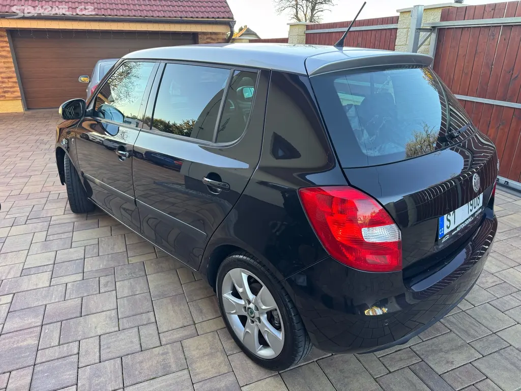 Škoda FABIA 1.4i 63KW ELEGANCE SPORT - fotka 5