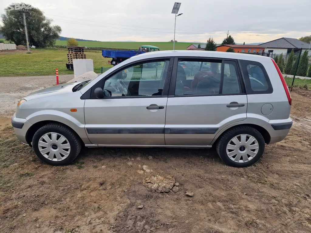 Ford Fusion, 1.4 benzín, r.v.2007. - fotka 2