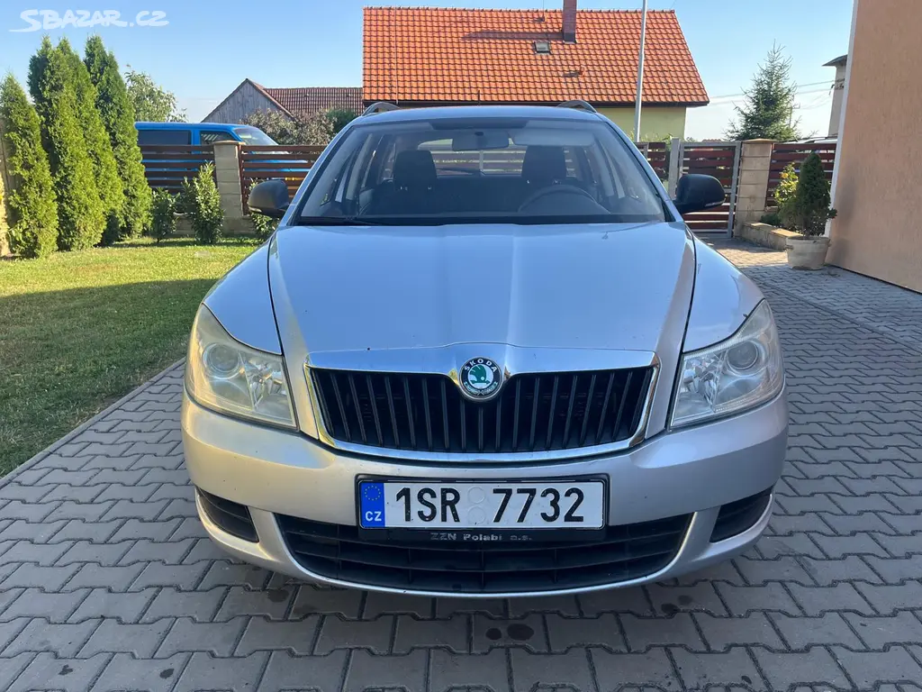 Škoda Octavia ll, 1.6TDI, 2011 - fotka 2