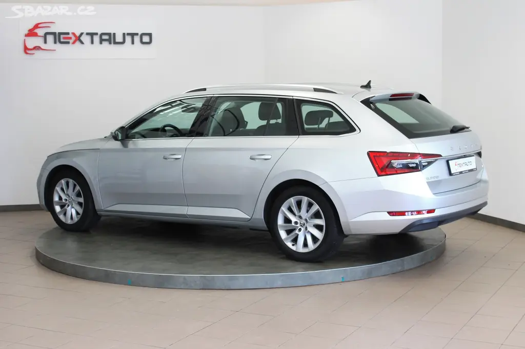 Škoda Superb, 1.4 TSI iV 160kW DSG STYLE - fotka 3