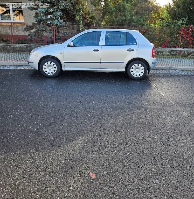 Škoda Fabia 1.4 MPI 50kw nová STK - fotka 2