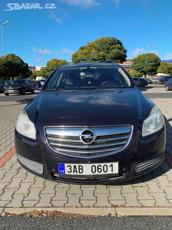 Opel Insignia 2.0 CDTI 118 kW r. 2012 sedan